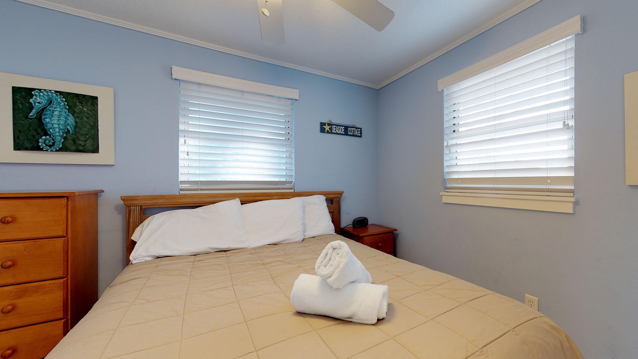 Photo of Bedroom in Holmes Beach
