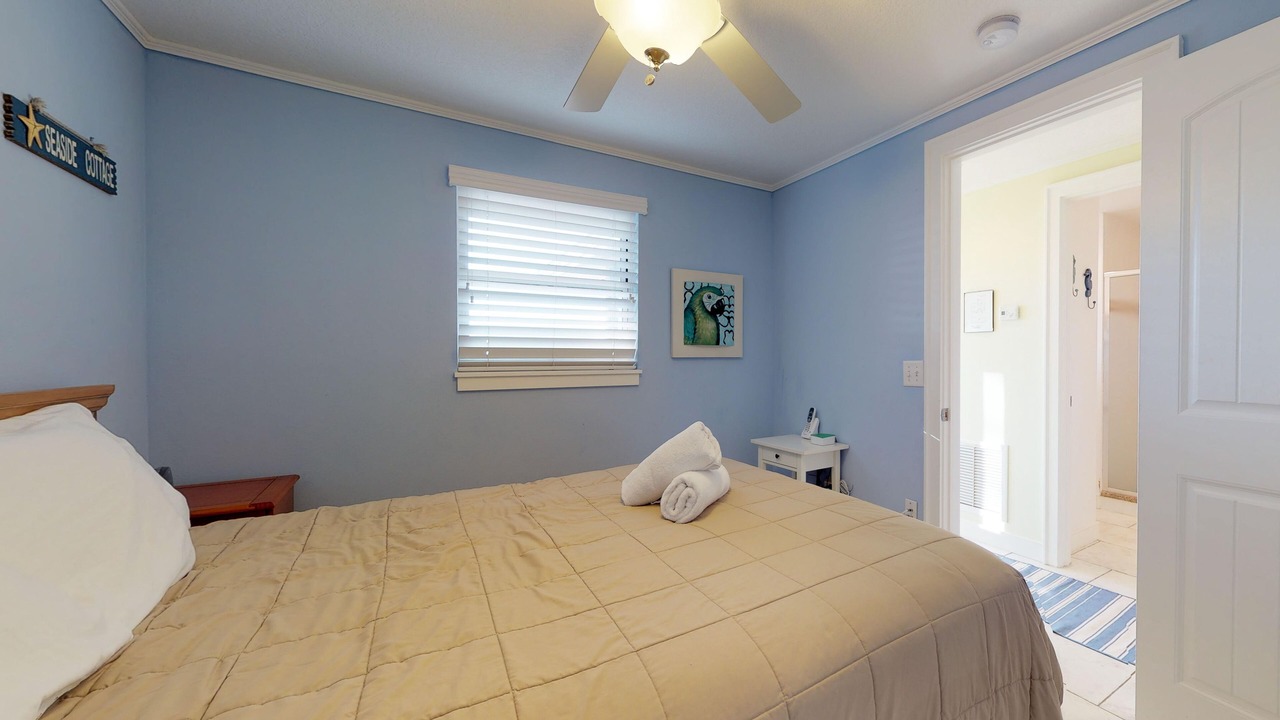 Photo of Bedroom in Holmes Beach