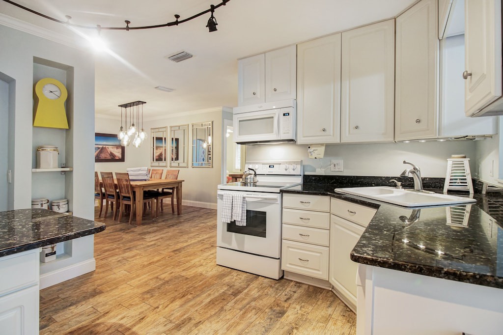 Photo of Kitchen in Anna Maria