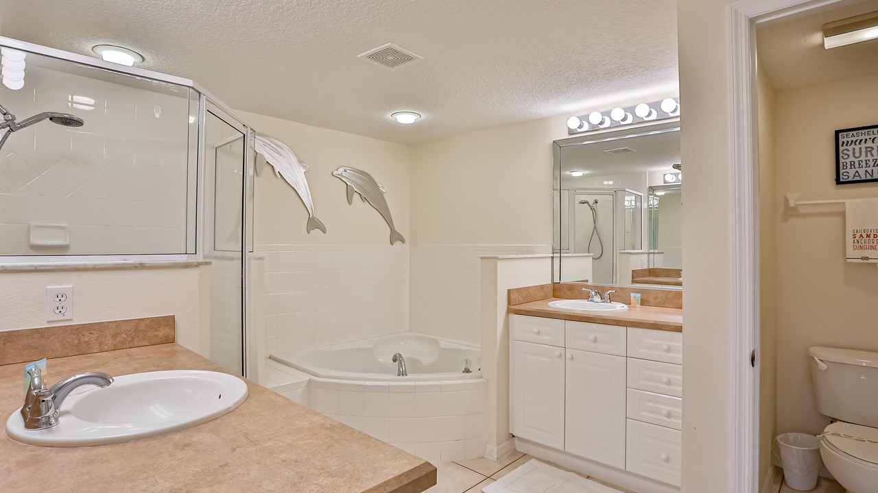 Photo of Bathroom in New Smyrna Beach