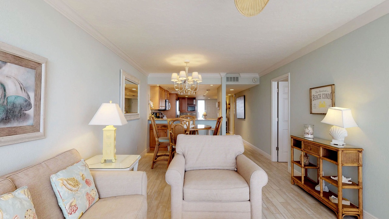 Photo of Livingroom in Bradenton Beach