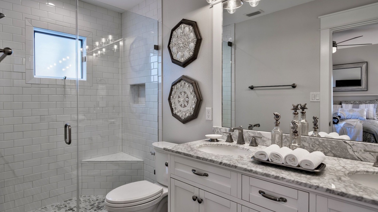 Photo of Bathroom in Dune Allen Beach