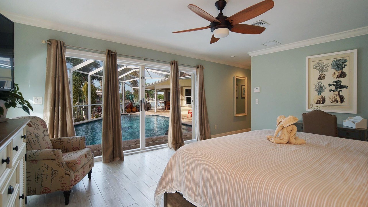 Photo of Bedroom in Pelican