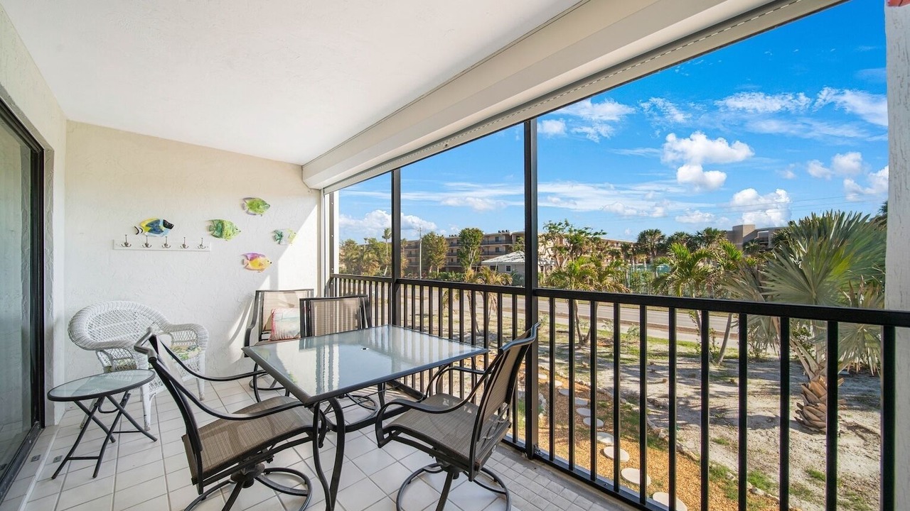 Photo of Outdoor in Beachview Country Club Estates