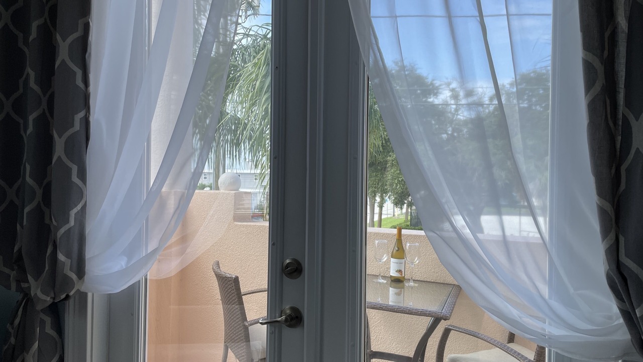 Photo of Patio Balcony in Bay Esplanade