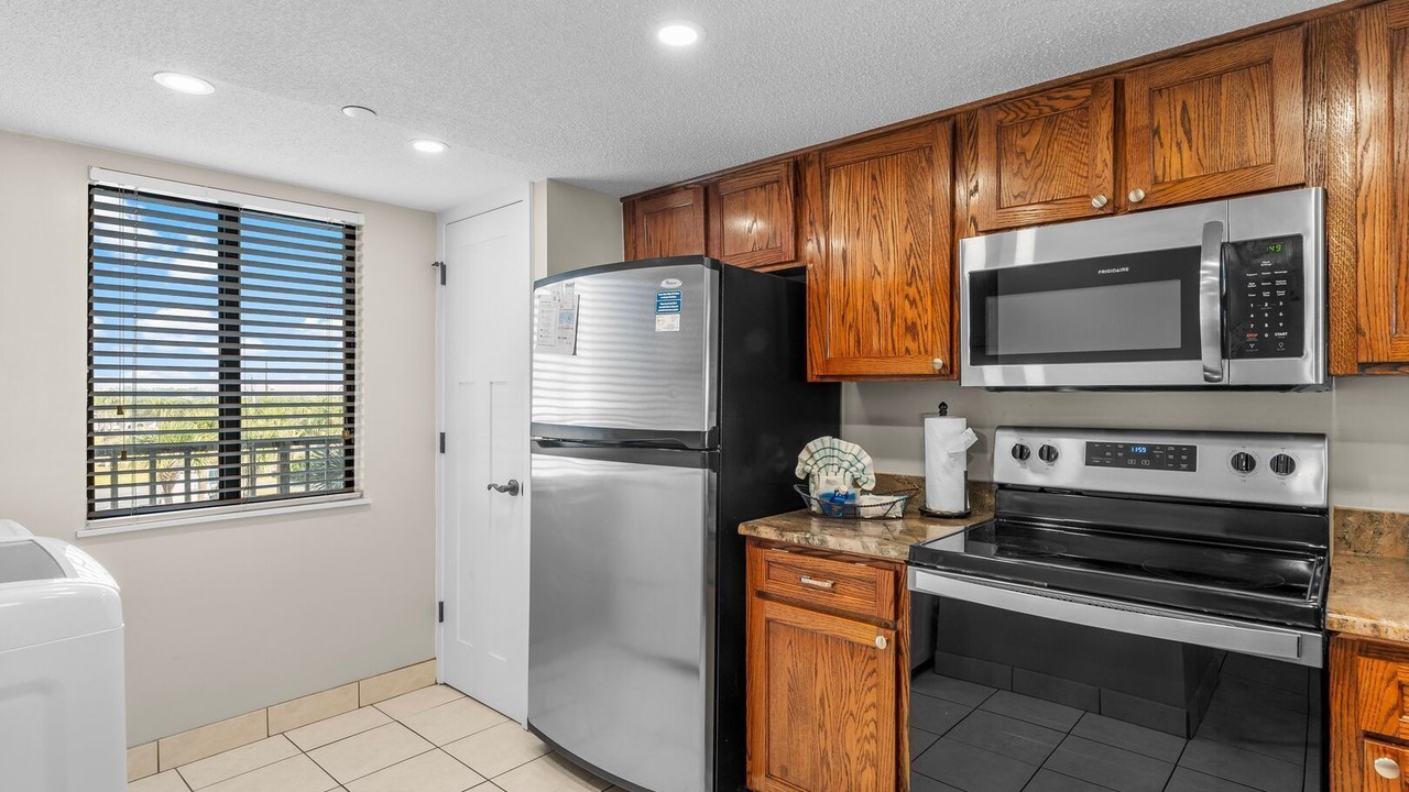 Photo of Kitchen in Lower Grand Lagoon