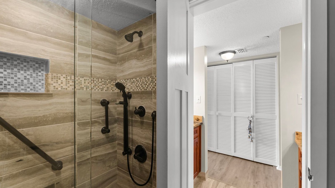 Photo of Bathroom in Lower Grand Lagoon