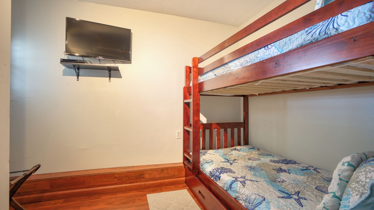 Photo of Bedroom in Butler Beach