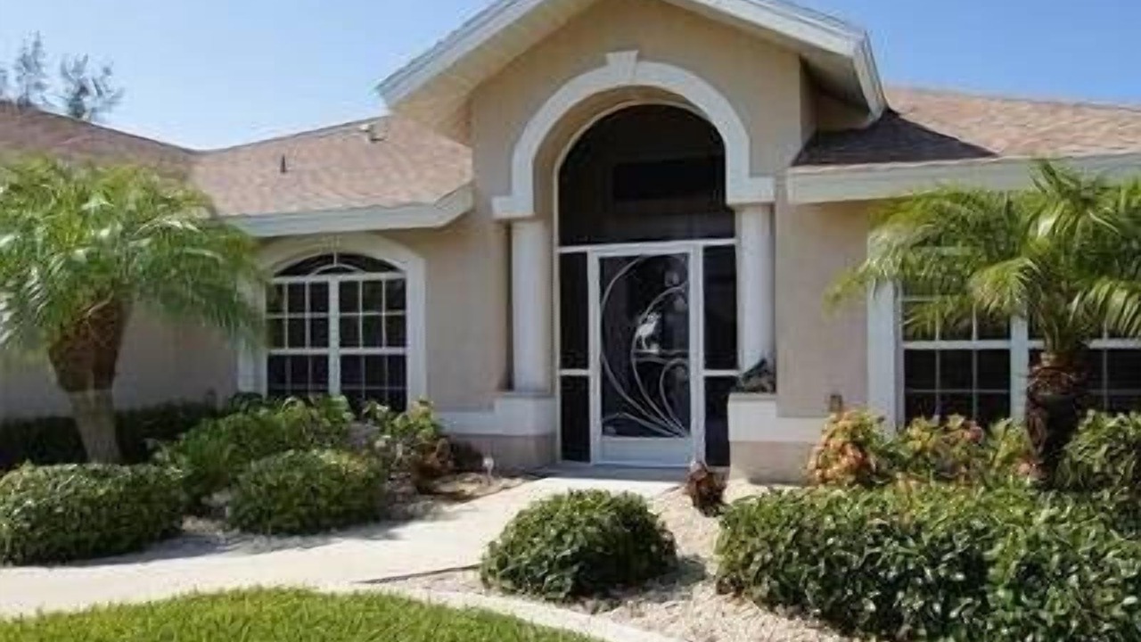 Photo of Outdoor in Pelican