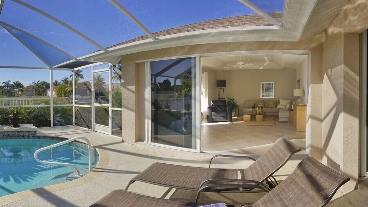 Photo of Outdoor in Pelican
