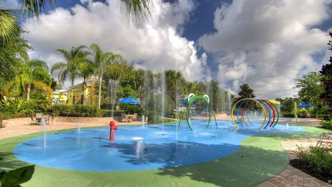 Photo of Outdoor in Lake Davenport Estates