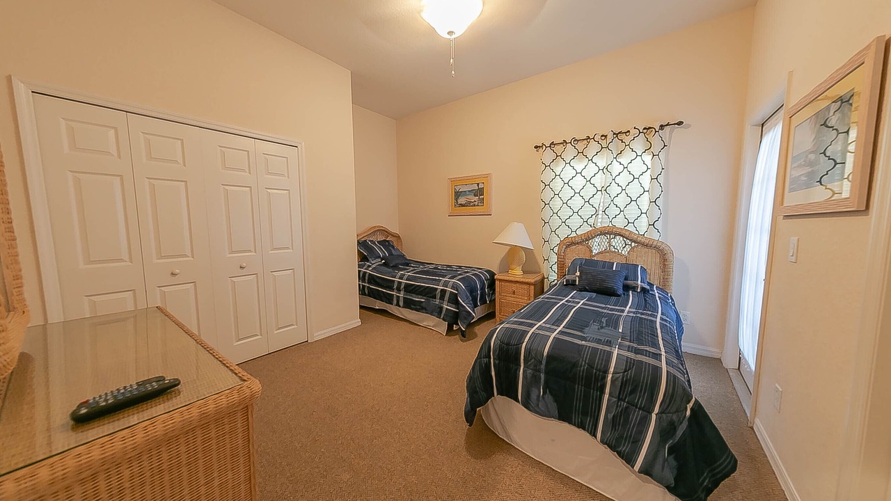 Photo of Bedroom in Lake Davenport Estates
