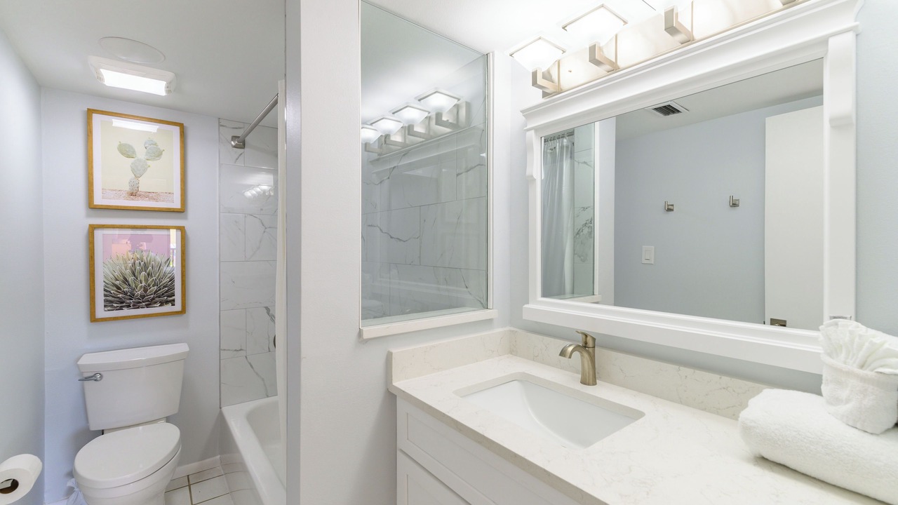 Photo of Bathroom in Avon By The Sea