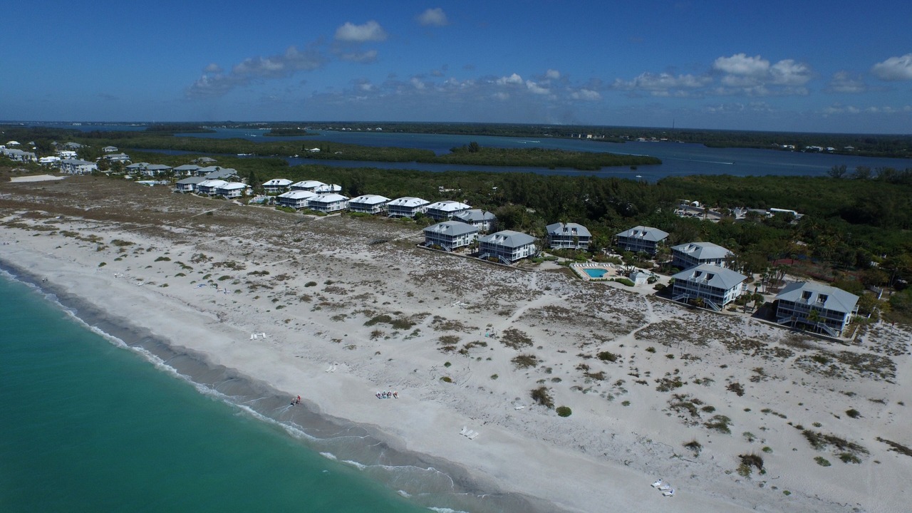 Photo of Others in Palm Island