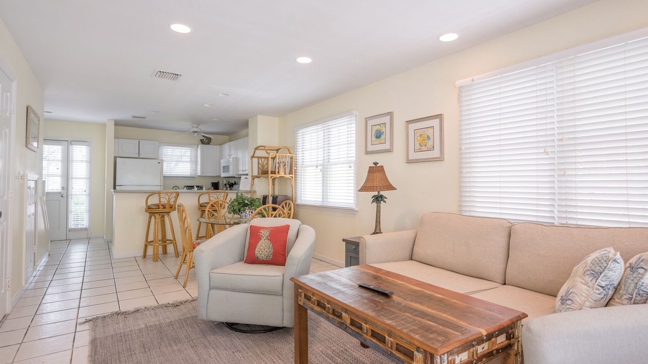 Photo of Livingroom in Bahama Village