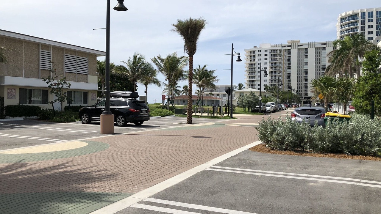Photo of Others in Pompano Beach
