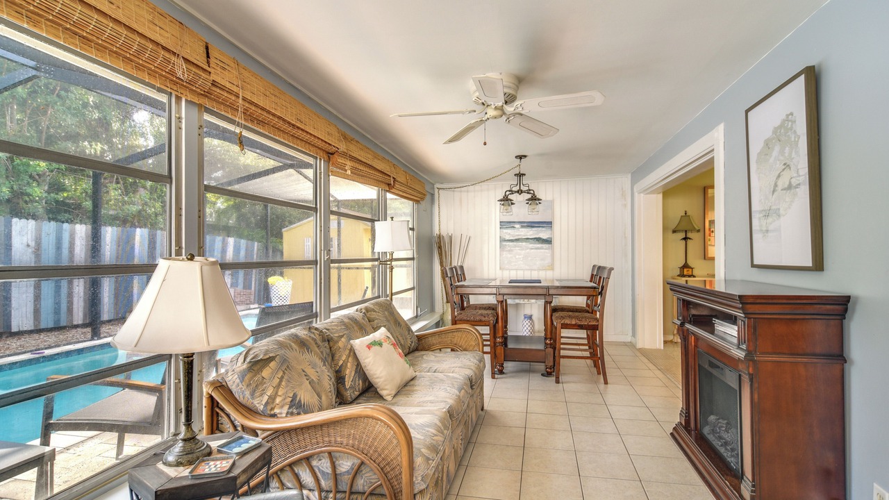Photo of Livingroom in Harbor Bluffs