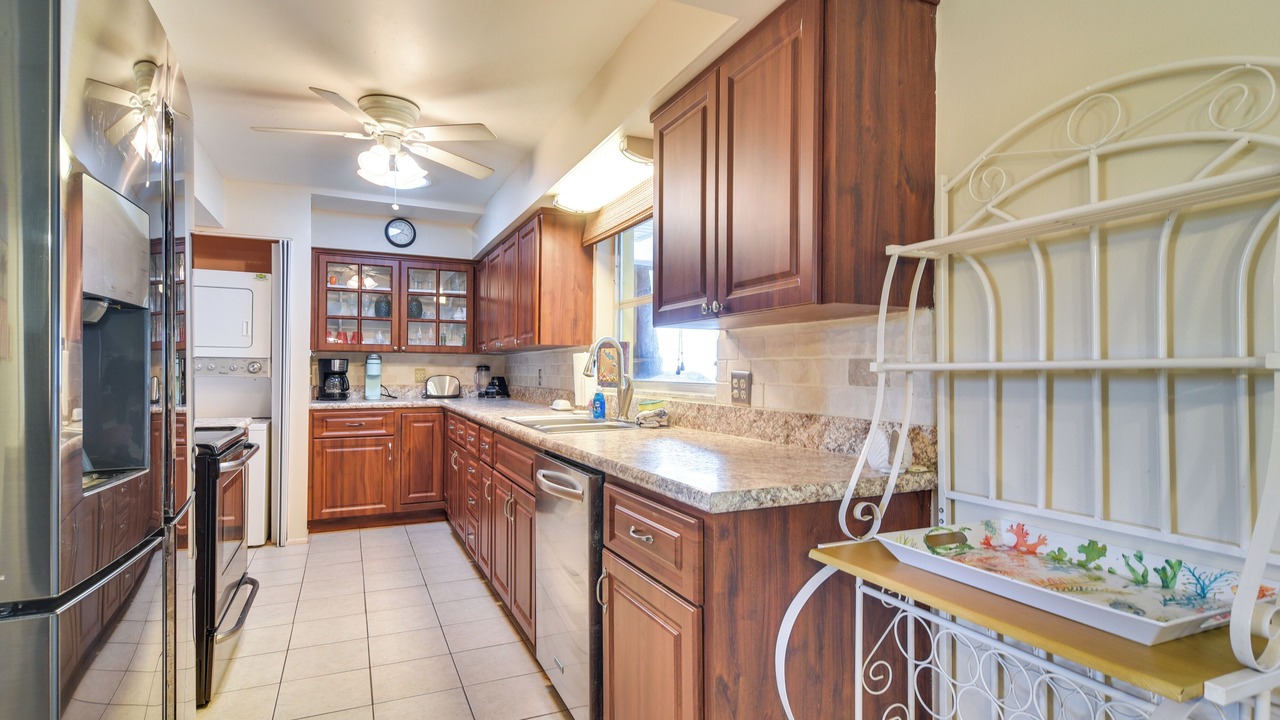 Photo of Kitchen in Harbor Bluffs