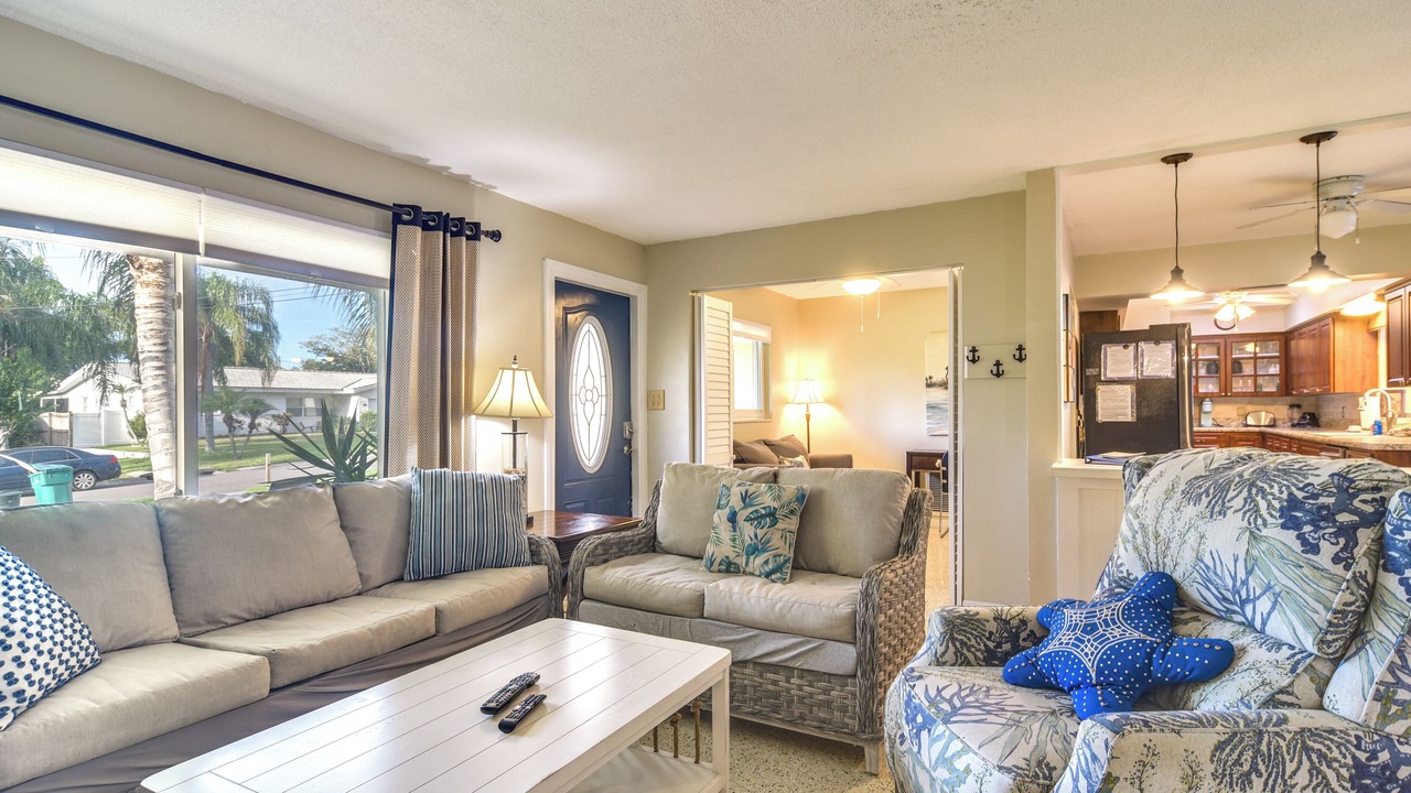 Photo of Livingroom in Harbor Bluffs