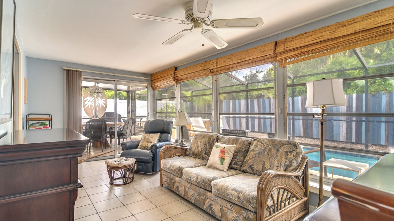 Photo of Livingroom in Harbor Bluffs