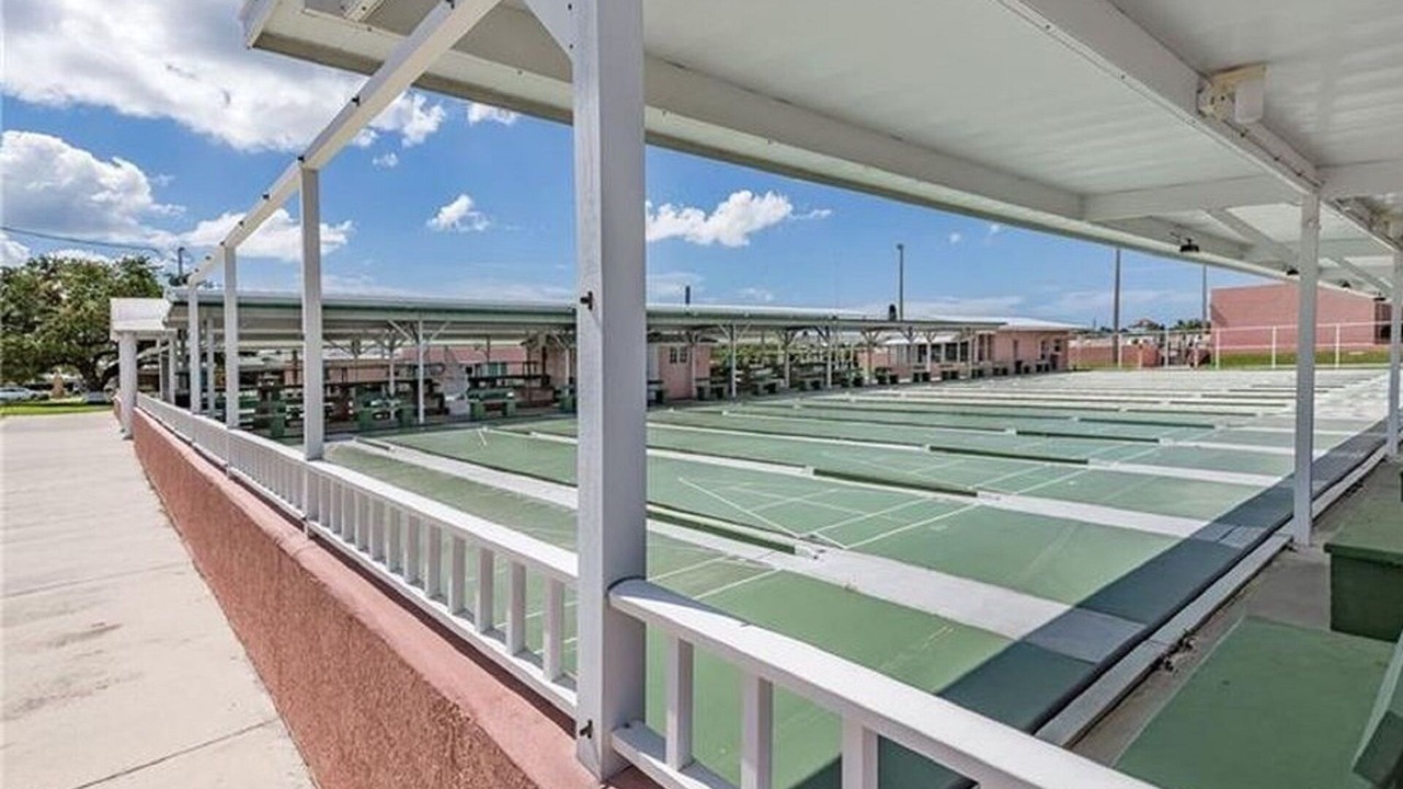 Photo of Outdoor in Trailer Estates