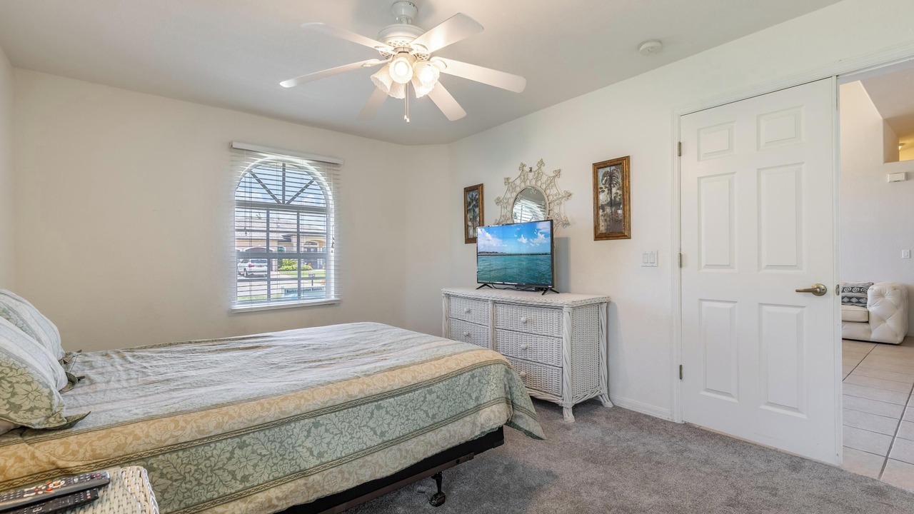 Photo of Bedroom in Pelican