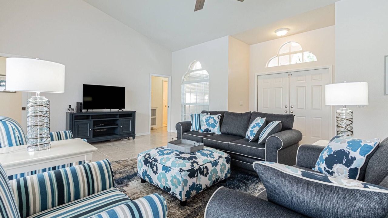 Photo of Livingroom in Central Naples