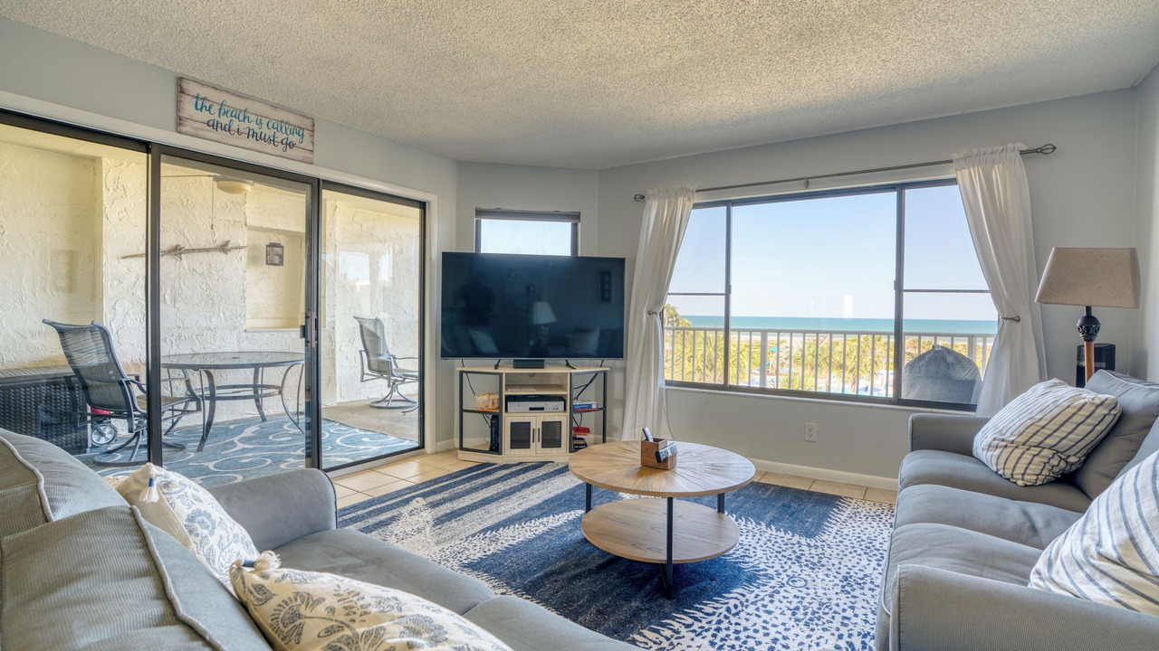 Photo of Livingroom in Butler Beach