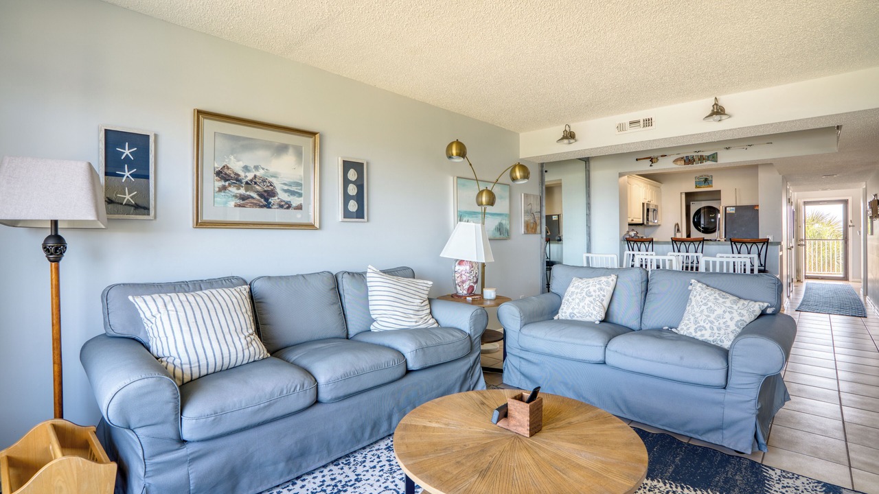 Photo of Livingroom in Butler Beach