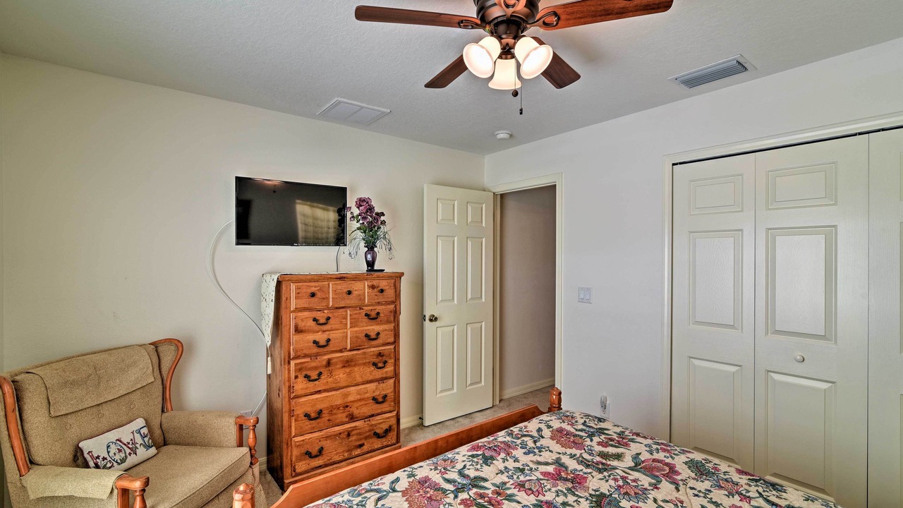 Photo of Bedroom in Spring Hill
