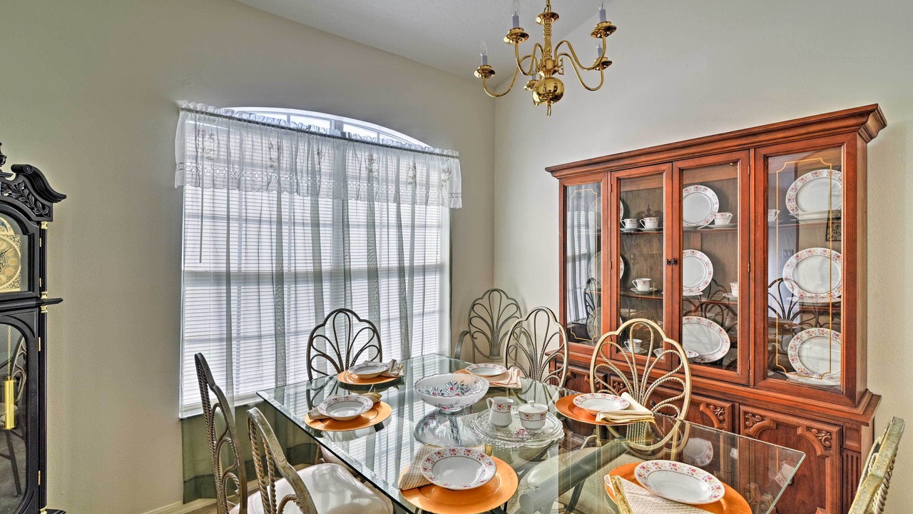 Photo of Livingroom in Spring Hill