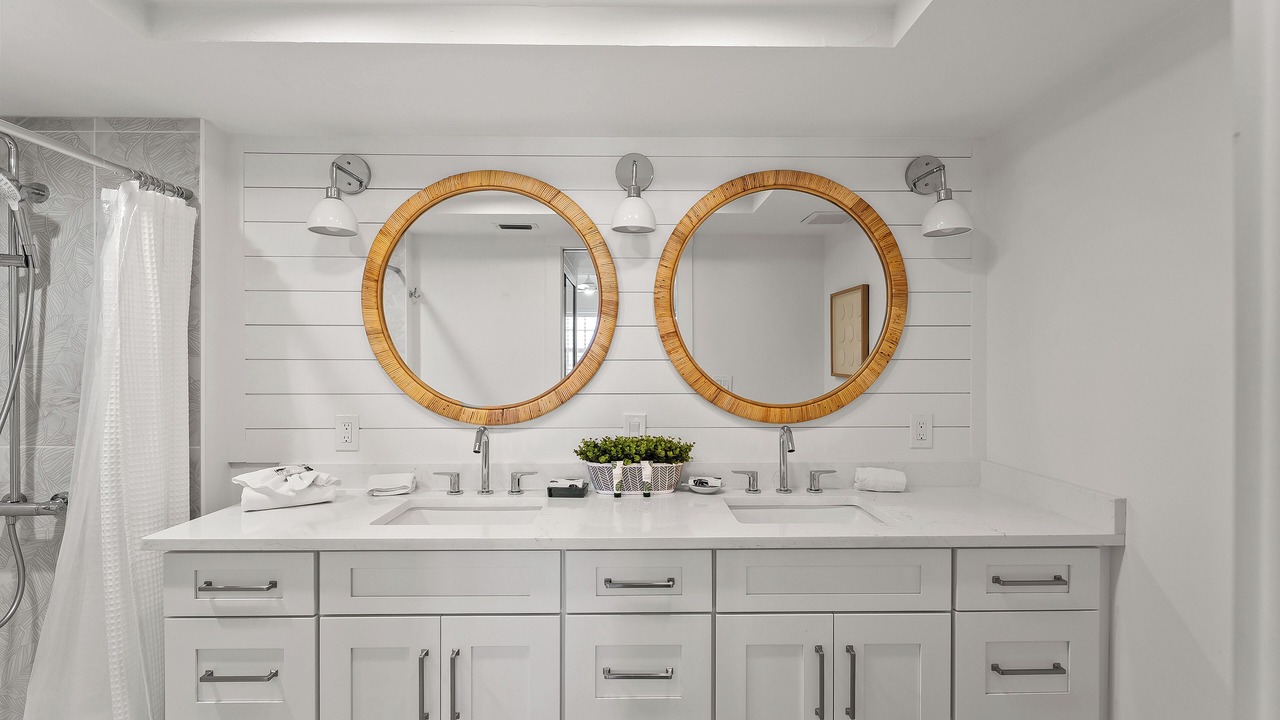 Photo of Bathroom in Palm Island
