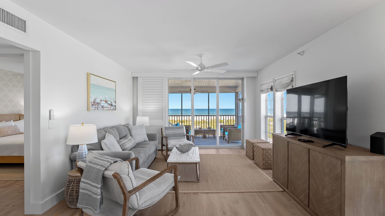 Photo of Livingroom in Palm Island