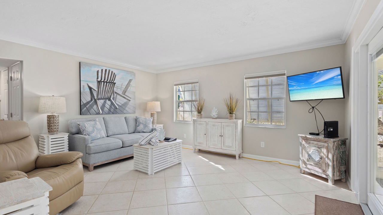 Photo of Livingroom in Whitney Beach