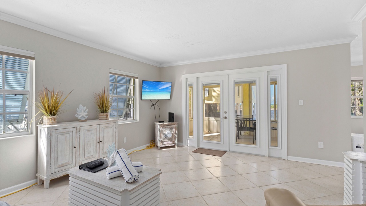 Photo of Livingroom in Whitney Beach