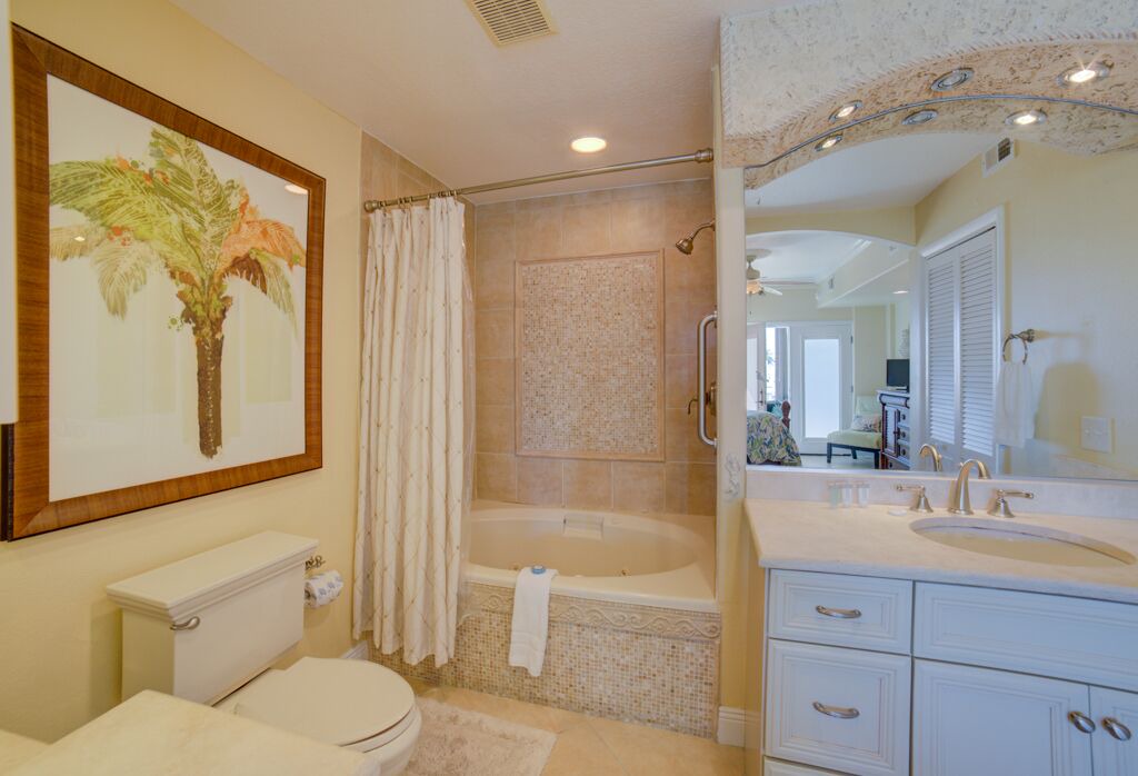 Photo of Bathroom in Pensacola Beach