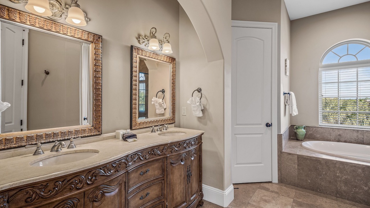Photo of Bathroom in St. Tropez