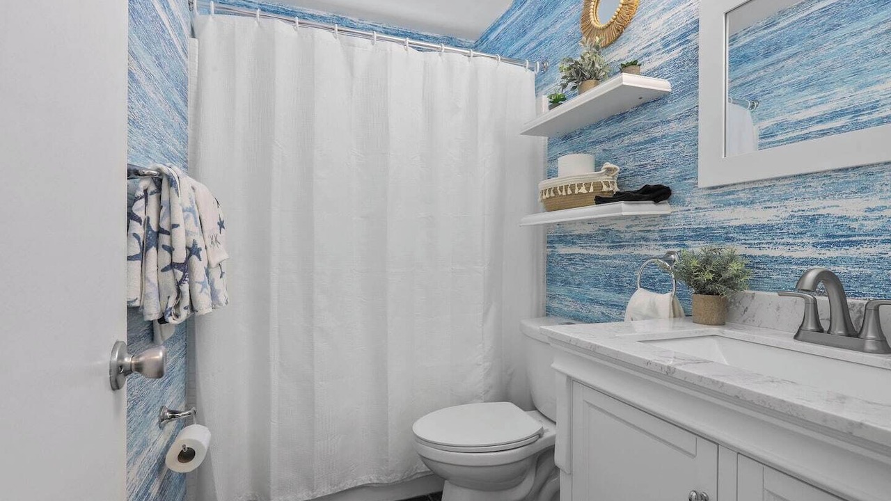 Photo of Bathroom in Hunt Club