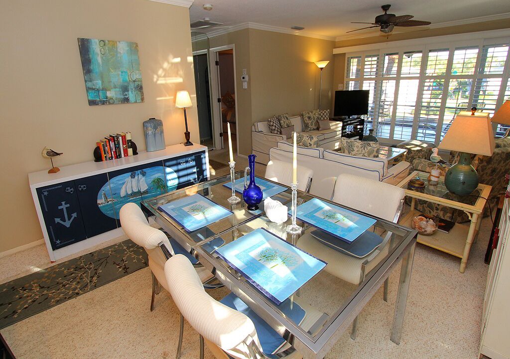 Photo of Livingroom in Whitney Beach