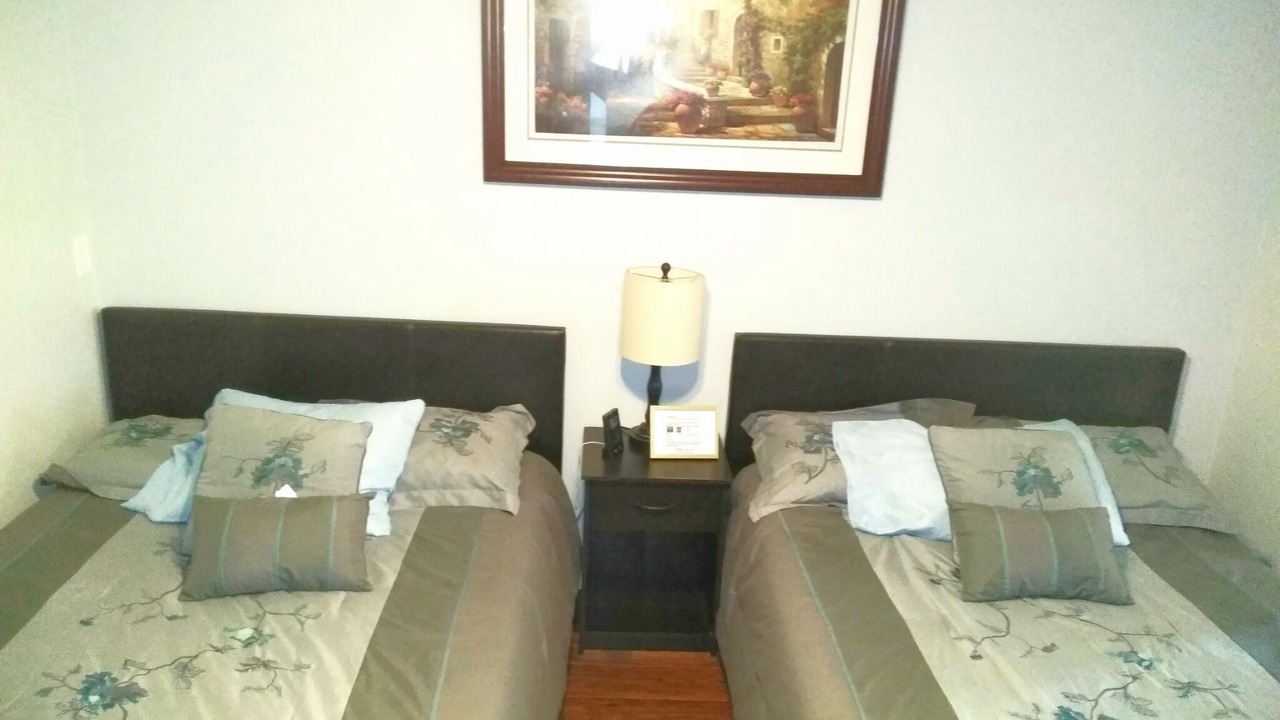 Photo of Bedroom in Woodridge