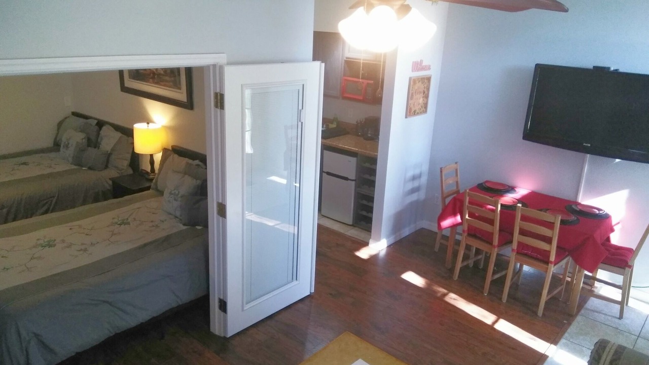Photo of Bedroom in Woodridge