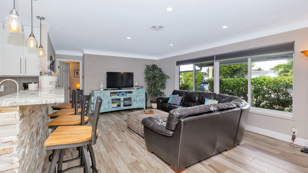 Photo of Bedroom in Garden Isles