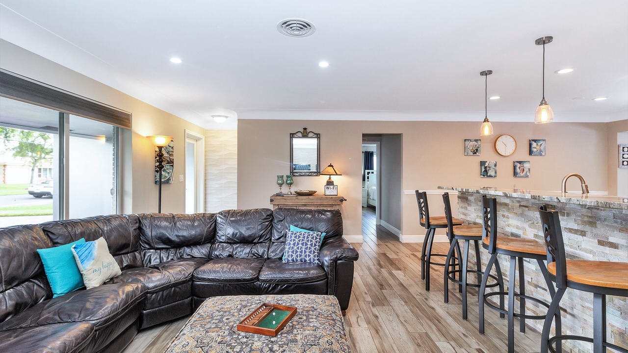 Photo of Bedroom in Garden Isles