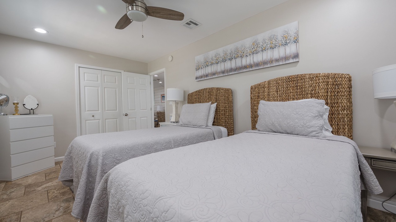 Photo of Bedroom in Bahama Village