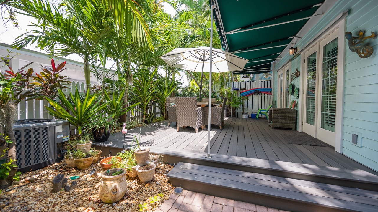 Photo of Patio Balcony in Bahama Village
