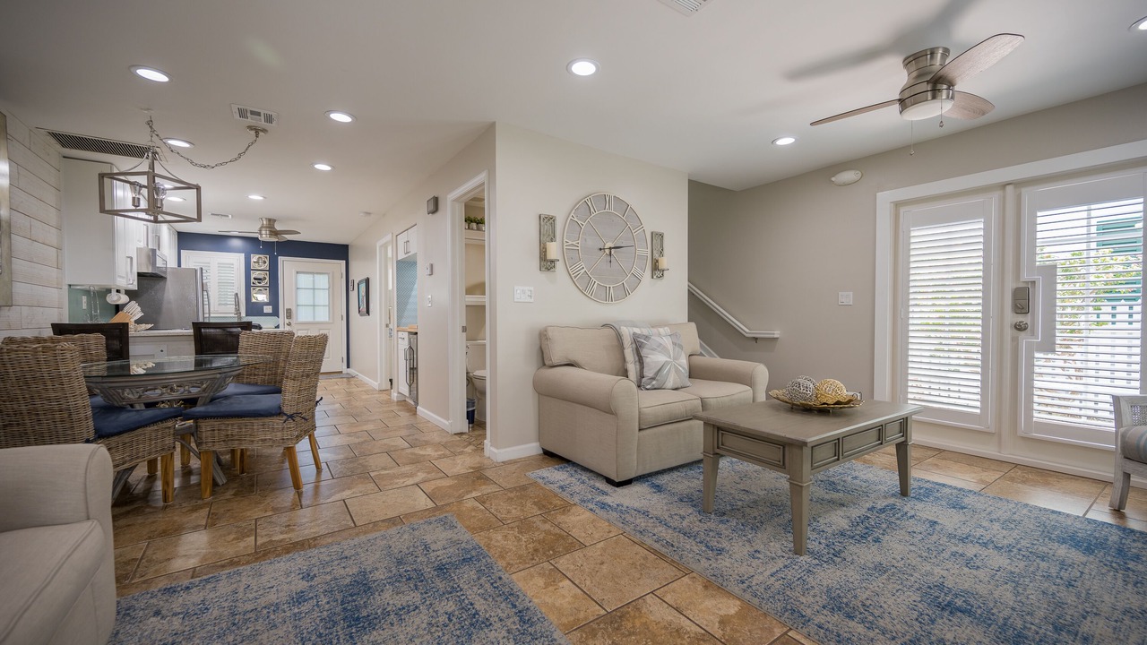 Photo of Livingroom in Bahama Village