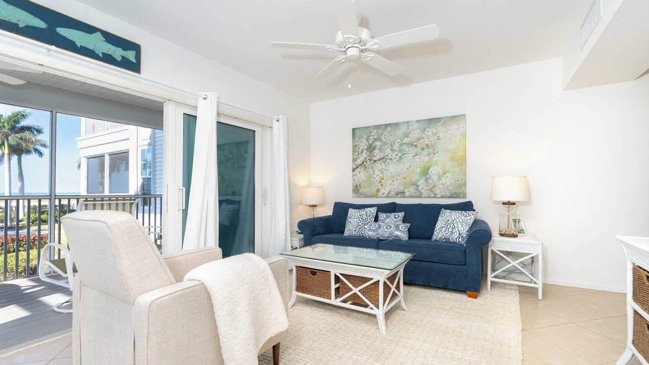 Photo of Livingroom in Palm Island