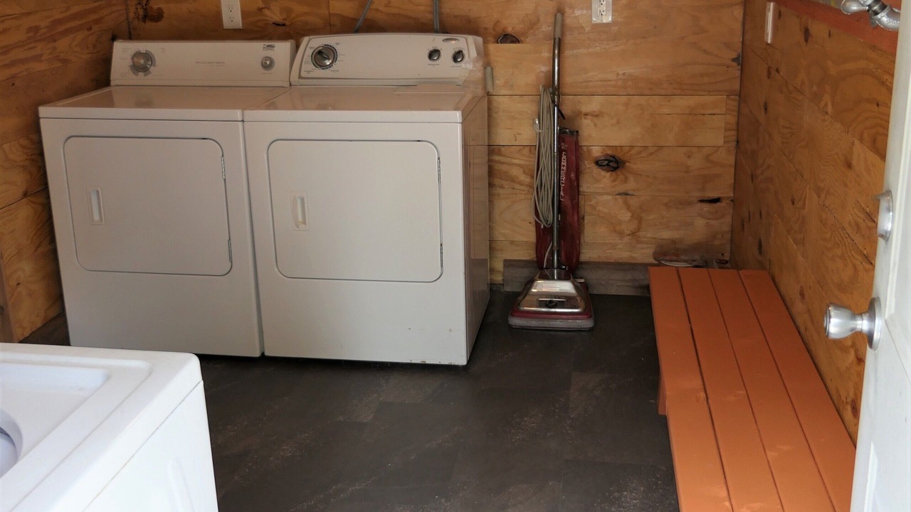 Photo of Bathroom in Altamont Manor