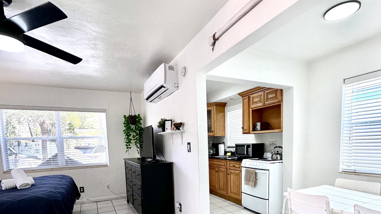 Photo of Kitchen in Hollywood South Central Beach