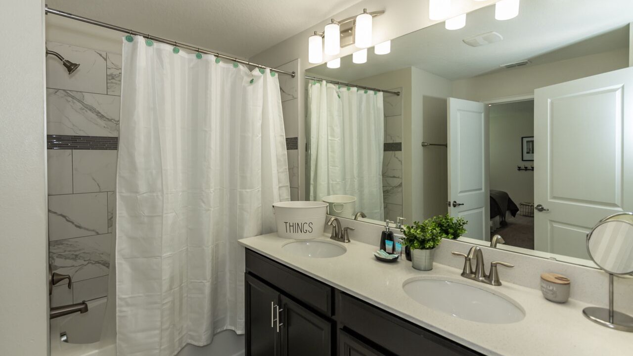 Photo of Bathroom in Davenport